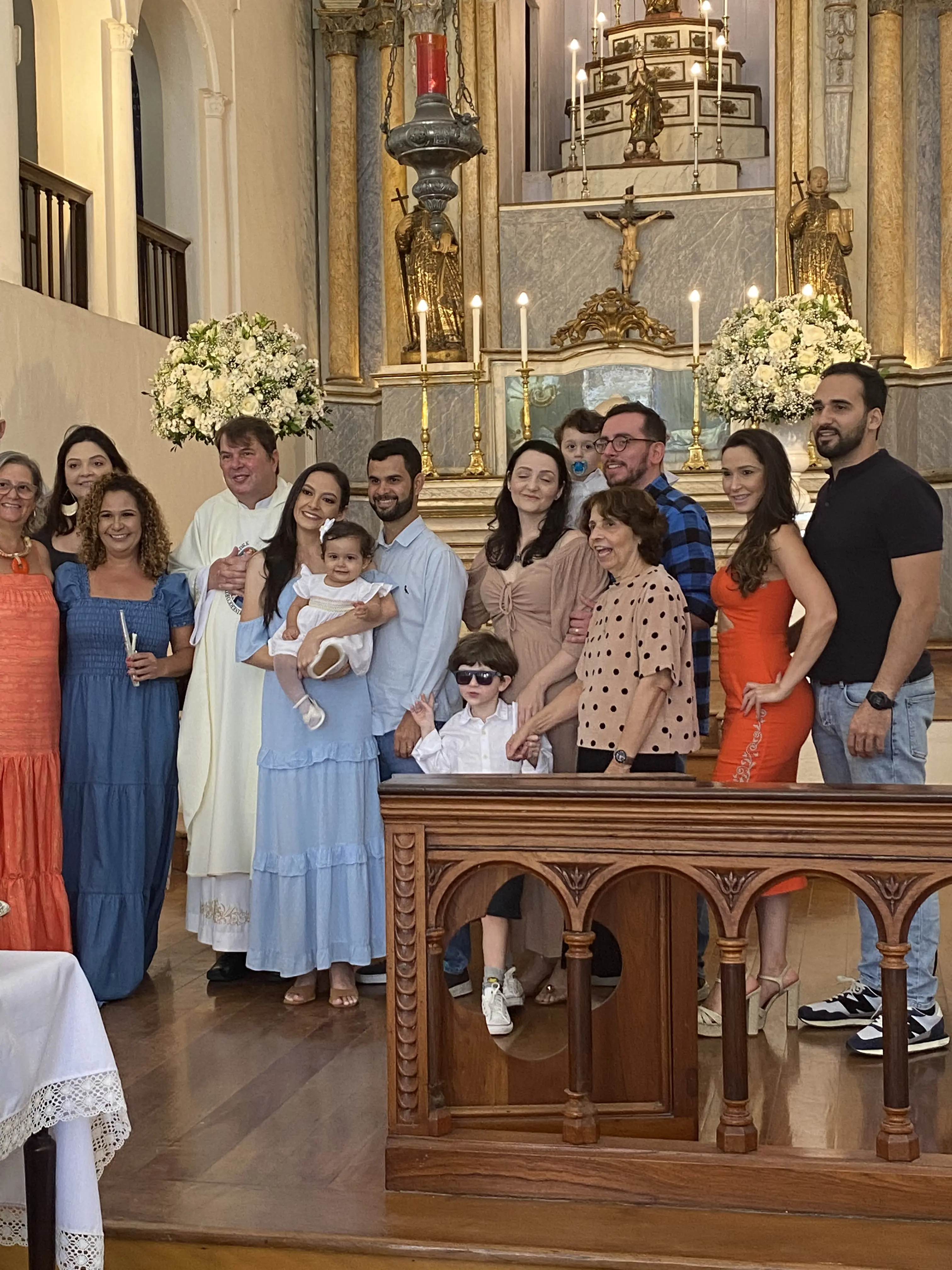 Família reunida no batizado